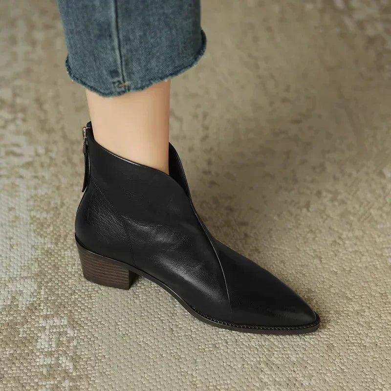 Modische, stützende orthopädische Schuhe
