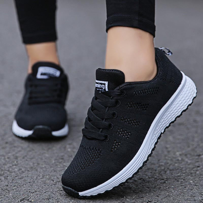 Zeitlose und stützende orthopädische Schuhe