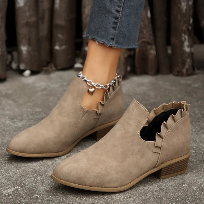 Maßgeschneiderte und bequeme orthopädische Stiefel