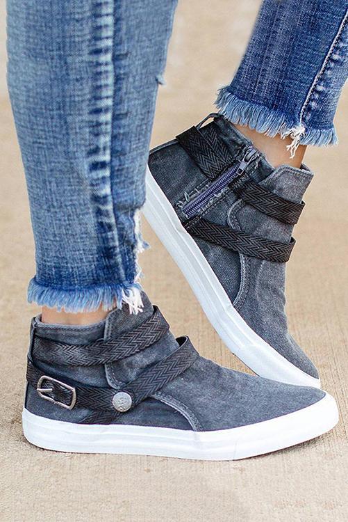 Unterstützende orthopädische Stiefel