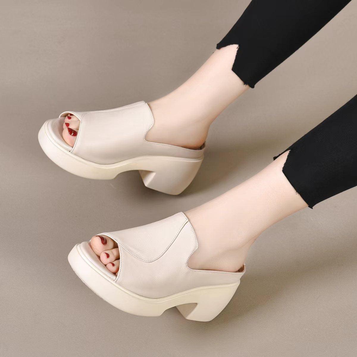 Unterstützende, modische orthopädische Sommerschuhe