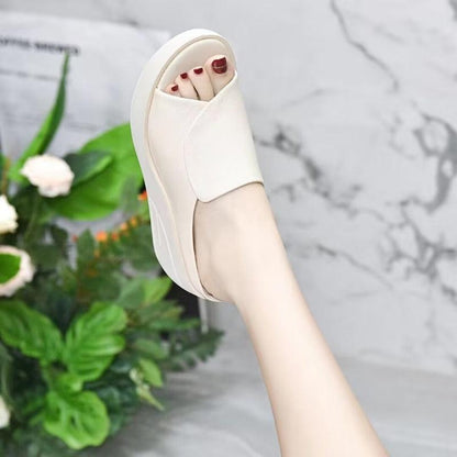 Unterstützende, modische orthopädische Sommerschuhe