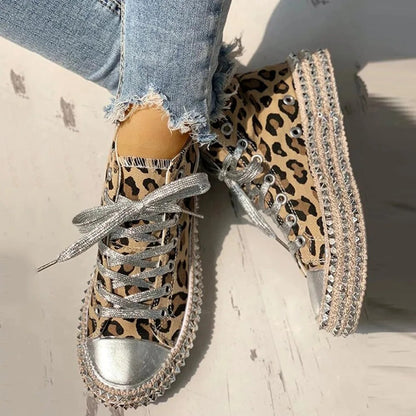 Unterstützende leichte orthopädische Schuhe