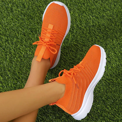 Elegante und stützende orthopädische Schuhe