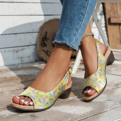 Minimalistische und stützende orthopädische Schuhe