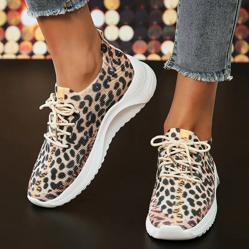 Langlebige und stützende orthopädische Sneakers