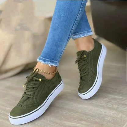 Elegantes und detailliertes stützendes Schuhwerk