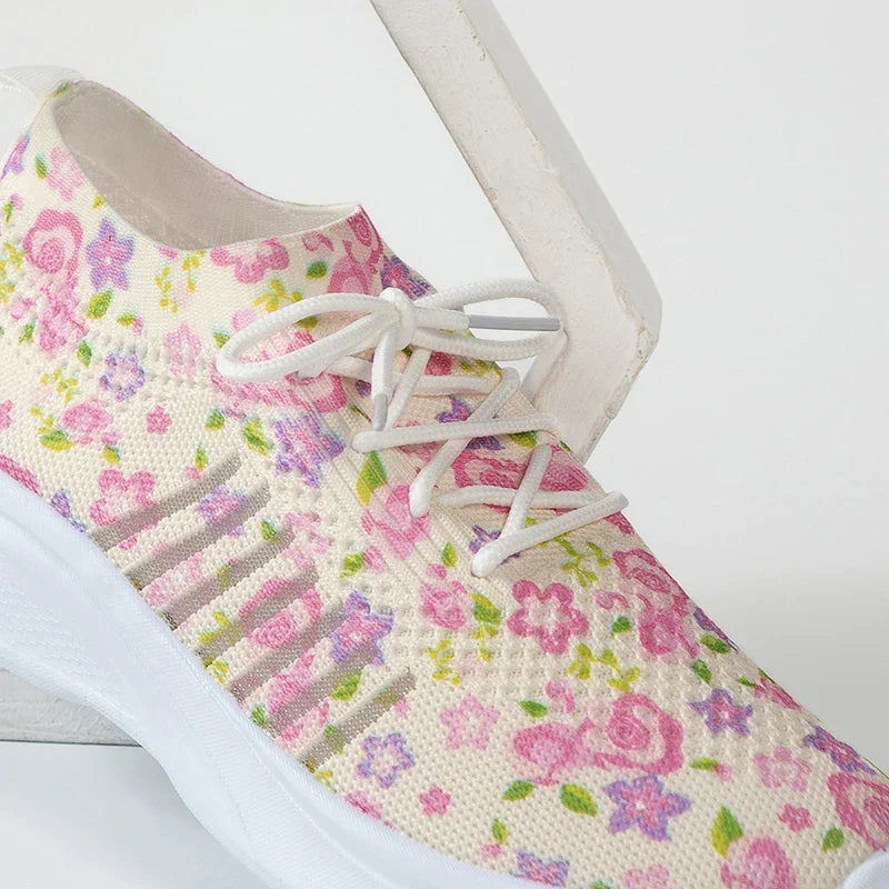Zeitlose und unterstützende orthopädische Sneakers
