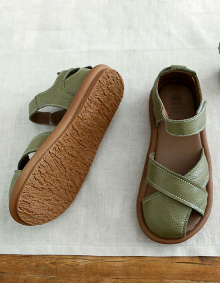 Modische, stützende orthopädische Sommersandalen