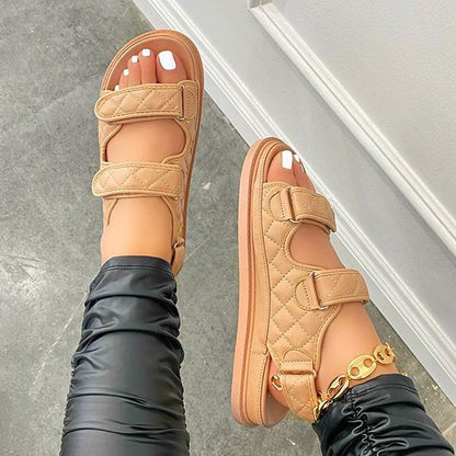Bequeme und haltbare orthopädische Sommersandalen