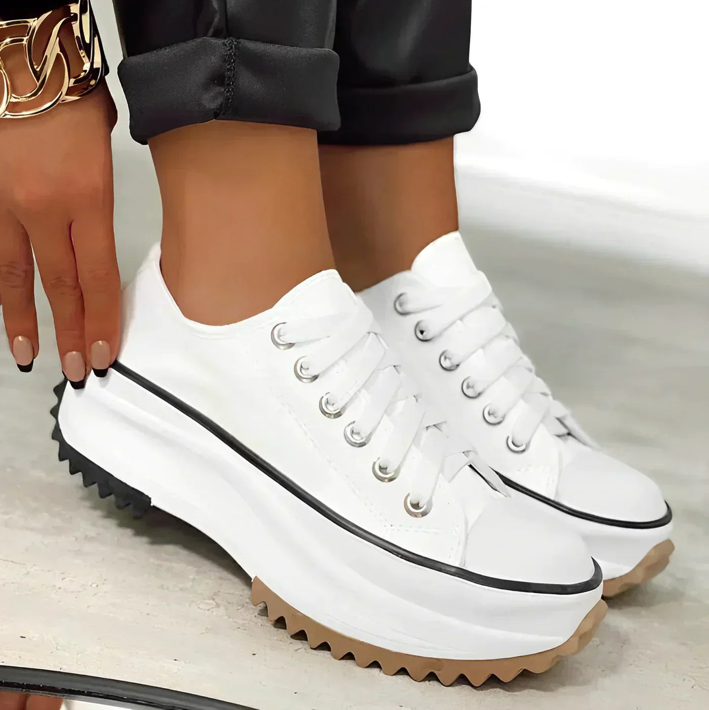 Legere und stützende orthopädische Schuhe