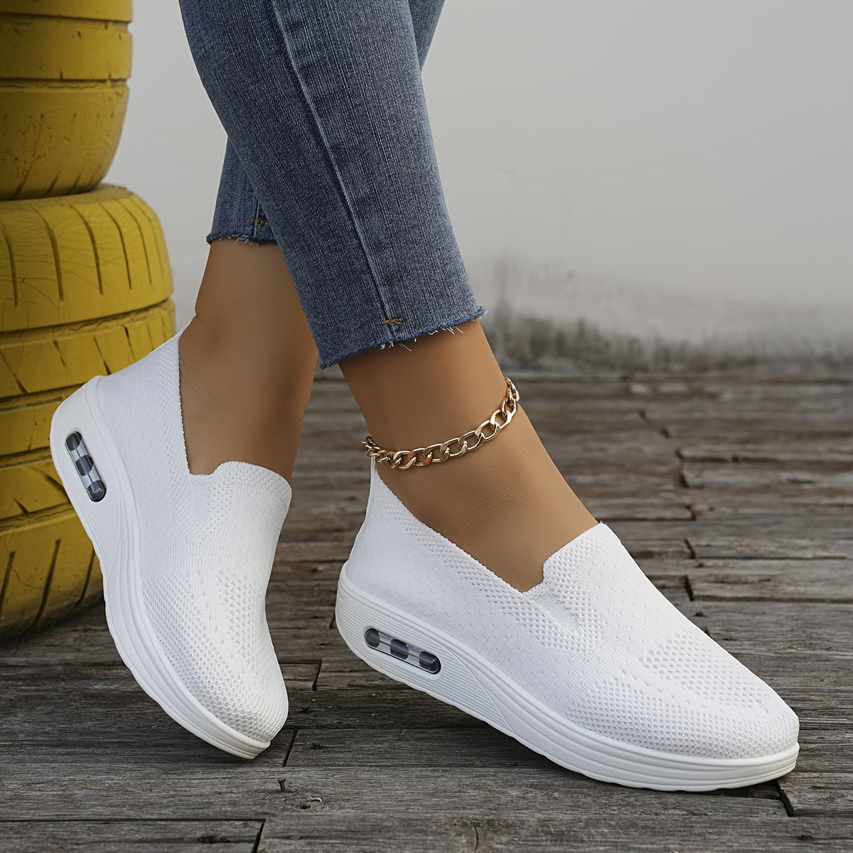 Moderne und unterstützende orthopädische Sneakers