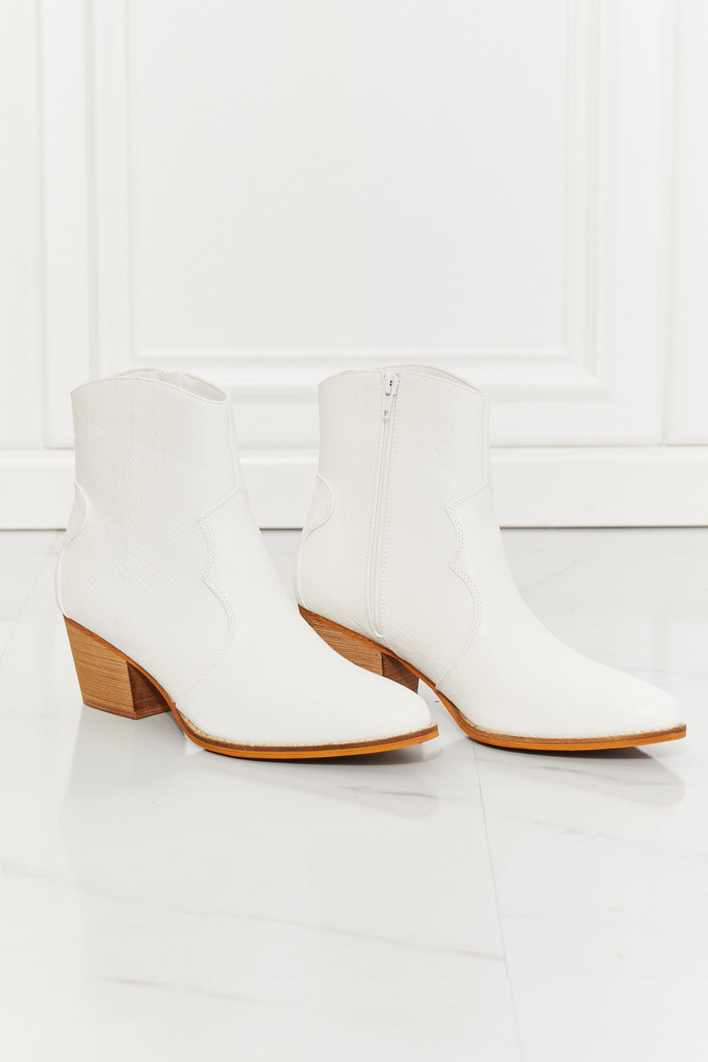 Elegantes und stützendes orthopädisches Schuhwerk
