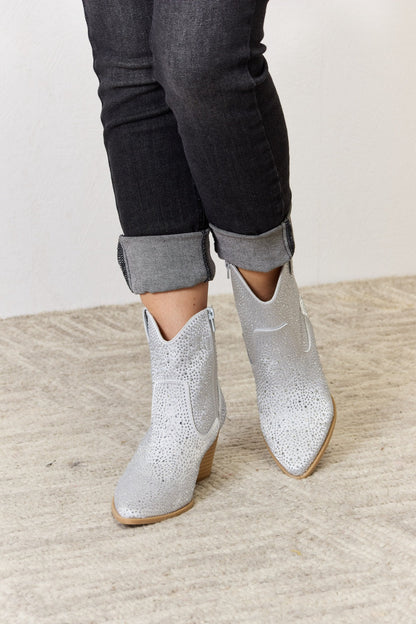 Langlebige und stützende orthopädische Stiefel