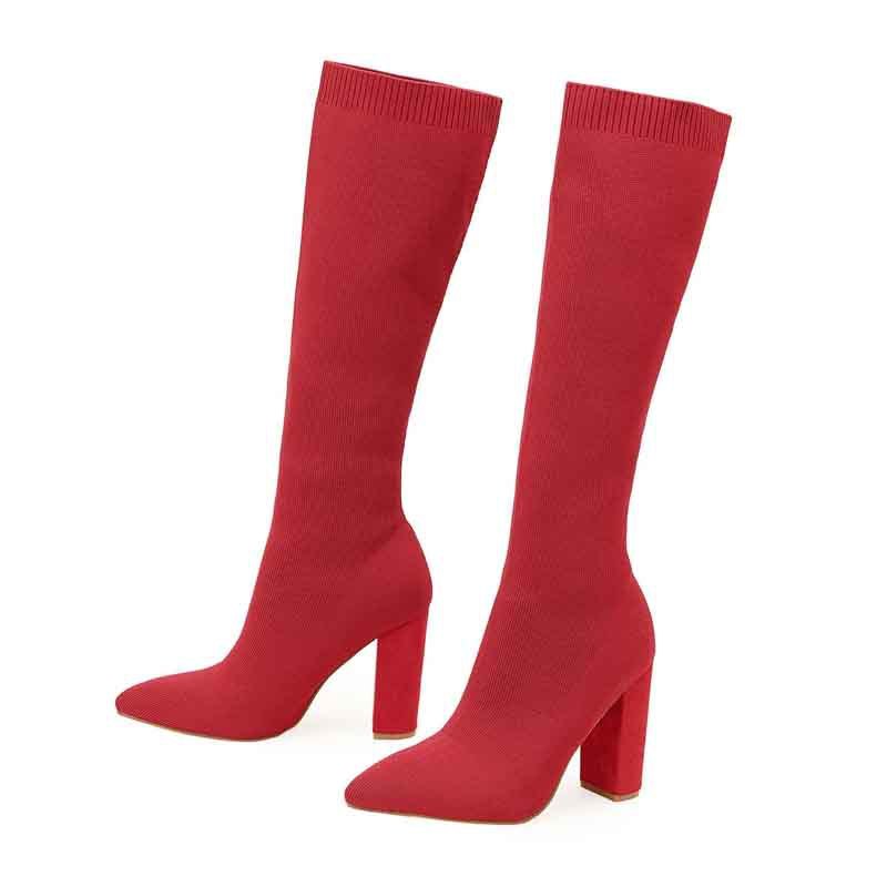 Stylische und stützende orthopädische Schuhe