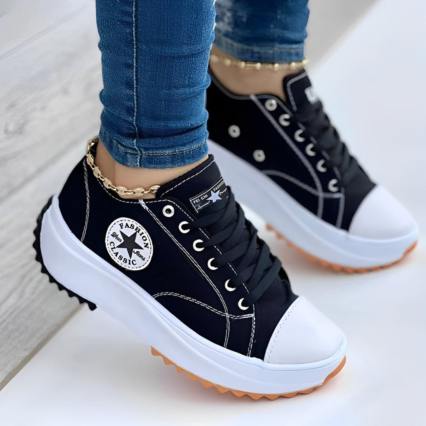 Schlanke und coole Turnschuhe