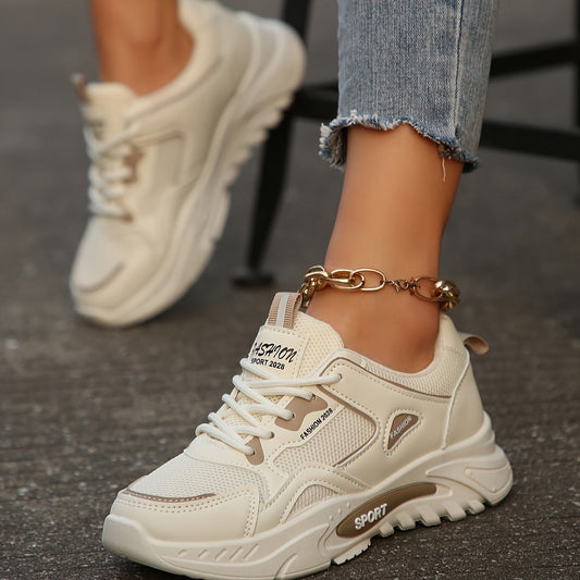 Sportliche und stützende orthopädische Schuhe