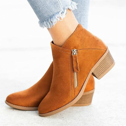 Stützende und modische orthopädische Schuhe