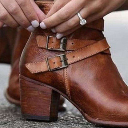 Maßgeschneiderte und bequeme orthopädische Stiefel
