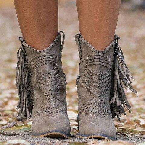 Stützende und vielseitige orthopädische Stiefel