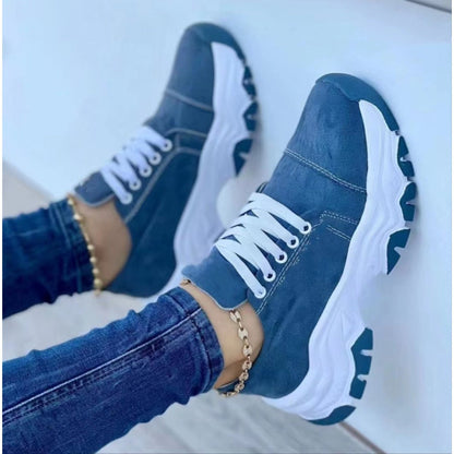 Modische und stützende orthopädische Schuhe