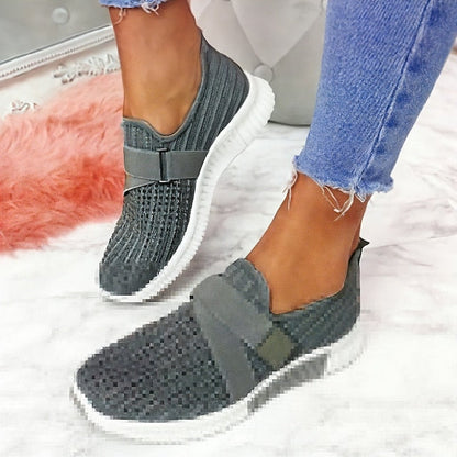 Bequeme und modische orthopädische Schuhe