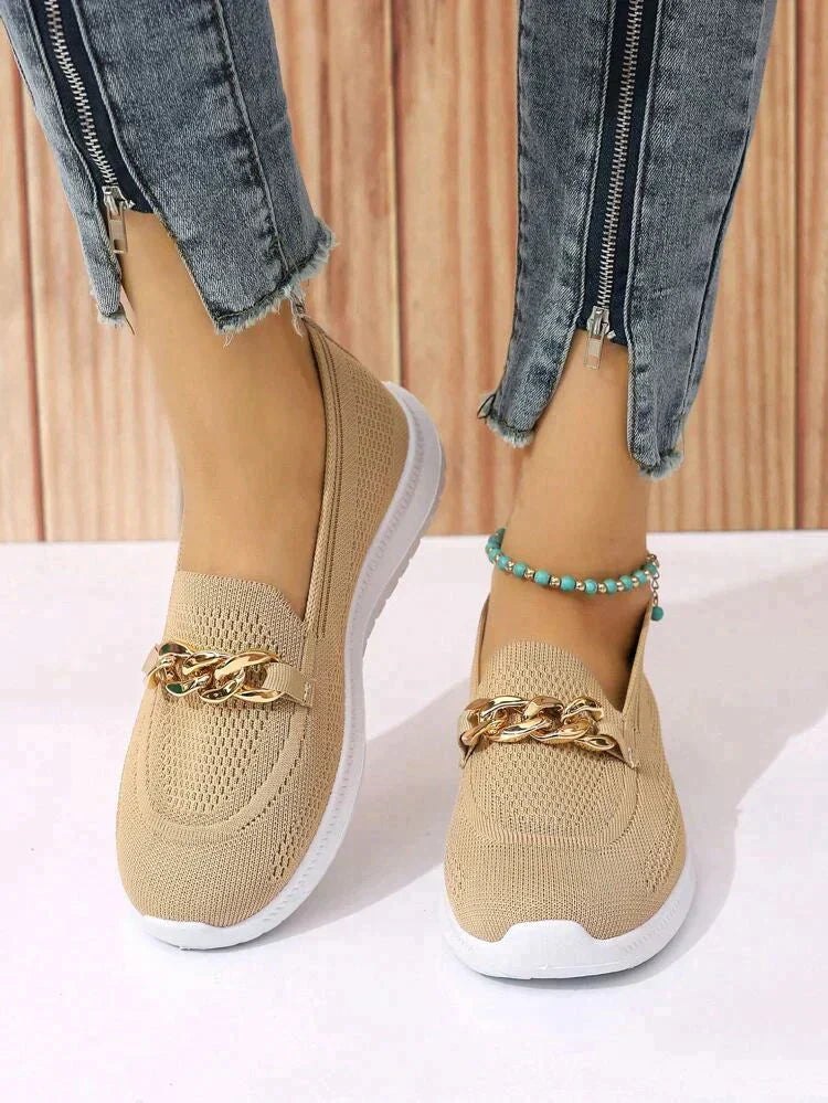 Bequeme und vielseitige orthopädische Schuhe