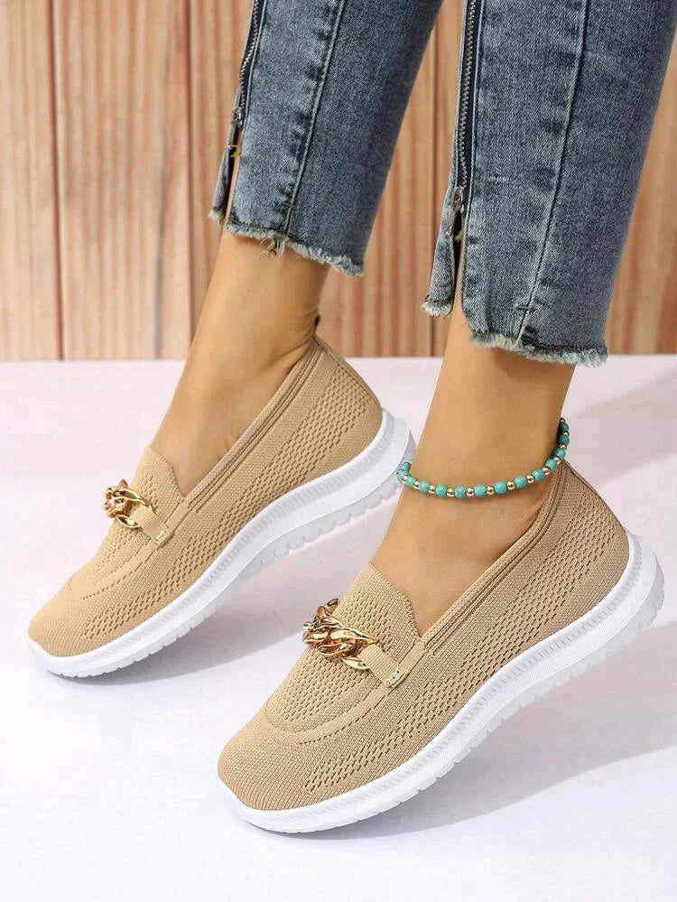 Bequeme und vielseitige orthopädische Schuhe