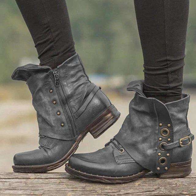 Modische und stützende orthopädische Stiefel