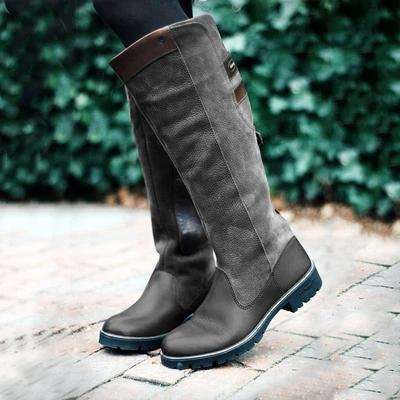 Strapazierfähige orthopädische Stiefel